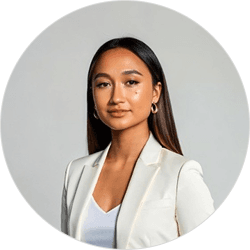 Chloe Diaz Marketing Manager